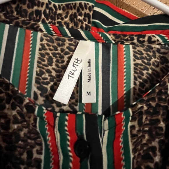 Truth NYC Red Multi Ruffle w/ Neck Tie Detail Business Office Casual Shirt Sz-M - Picture 4 of 7